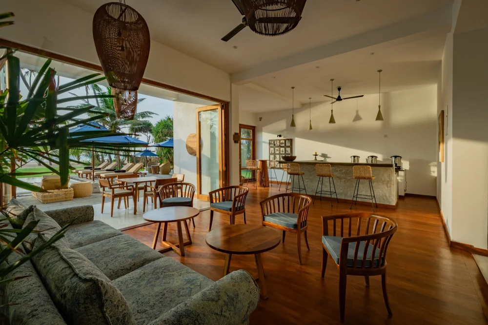 Bar- und Loungebereich der Villa Lanka Flair