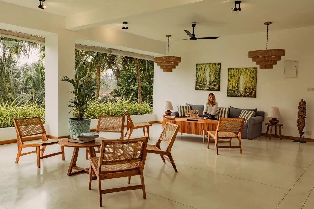 Bibliothek der Villa Lanka Flair