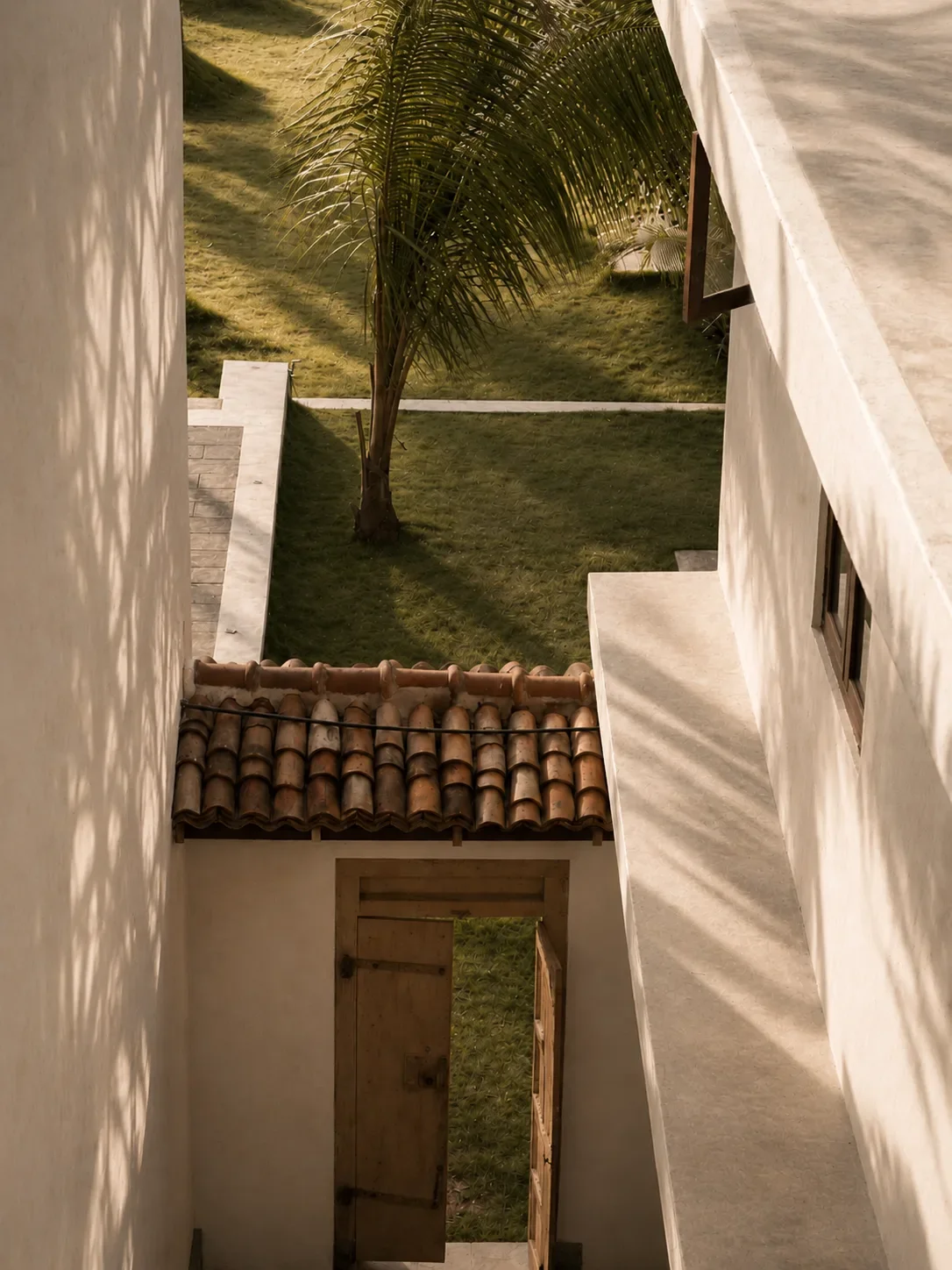 Antique wooden door as a detail at Villa Lanka Flair